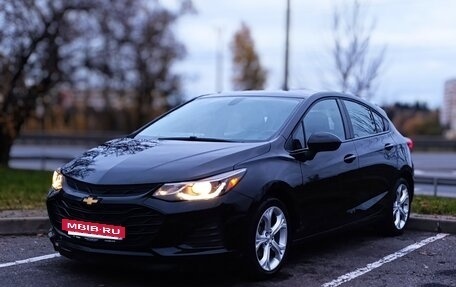 Chevrolet Cruze II, 2018 год, 1 540 000 рублей, 2 фотография