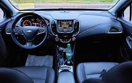 Chevrolet Cruze II, 2018 год, 1 540 000 рублей, 9 фотография