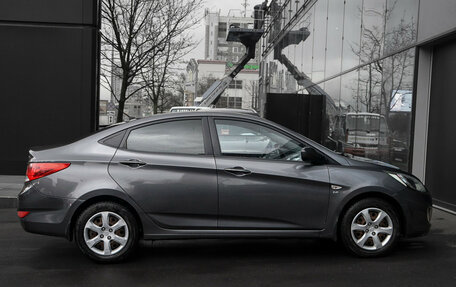 Hyundai Solaris II рестайлинг, 2012 год, 780 000 рублей, 4 фотография