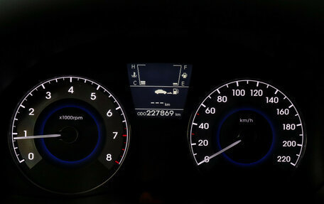 Hyundai Solaris II рестайлинг, 2012 год, 780 000 рублей, 14 фотография