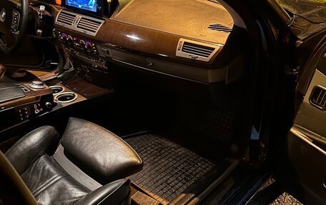 BMW 7 серия, 2001 год, 750 000 рублей, 15 фотография