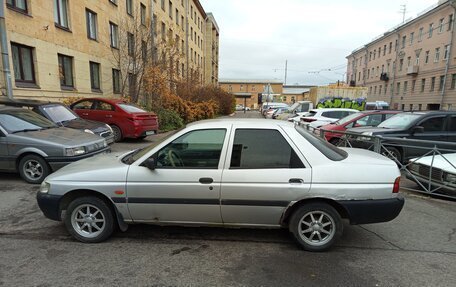 Ford Escort V, 1997 год, 105 000 рублей, 4 фотография
