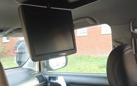 Toyota Land Cruiser Prado 150 рестайлинг 2, 2009 год, 2 550 000 рублей, 7 фотография