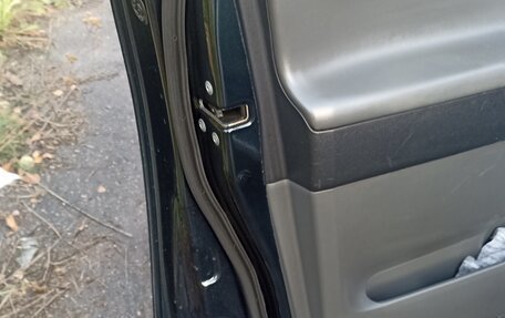 Toyota Land Cruiser Prado 150 рестайлинг 2, 2009 год, 2 550 000 рублей, 8 фотография