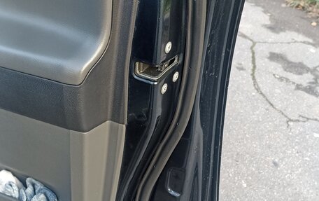 Toyota Land Cruiser Prado 150 рестайлинг 2, 2009 год, 2 550 000 рублей, 12 фотография