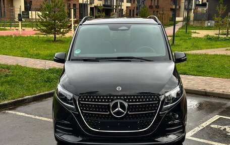 Mercedes-Benz V-Класс, 2025 год, 13 150 000 рублей, 3 фотография