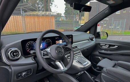 Mercedes-Benz V-Класс, 2025 год, 13 150 000 рублей, 10 фотография