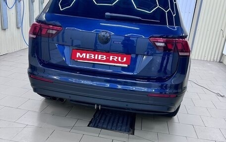 Volkswagen Tiguan II, 2017 год, 2 500 000 рублей, 3 фотография