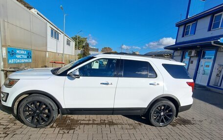 Ford Explorer VI, 2017 год, 2 800 000 рублей, 2 фотография