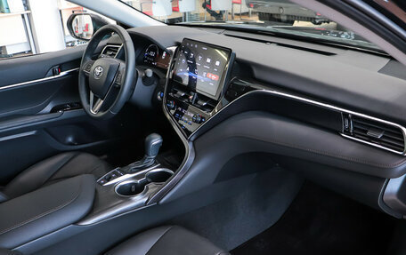 Toyota Camry, 2024 год, 4 890 000 рублей, 7 фотография