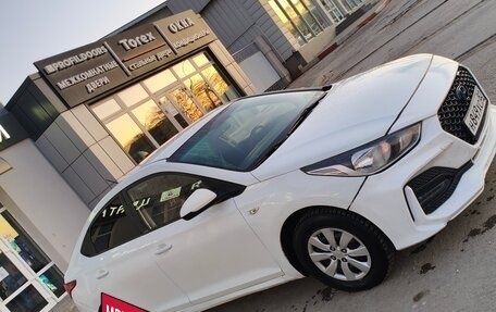 Hyundai Solaris II рестайлинг, 2018 год, 990 000 рублей, 10 фотография