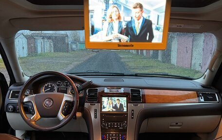 Cadillac Escalade III, 2010 год, 2 100 000 рублей, 21 фотография