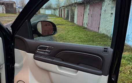 Cadillac Escalade III, 2010 год, 2 100 000 рублей, 23 фотография