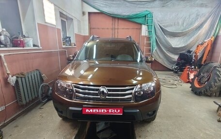 Renault Duster I рестайлинг, 2013 год, 850 000 рублей, 1 фотография