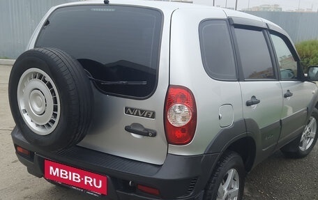 Chevrolet Niva I рестайлинг, 2019 год, 760 000 рублей, 9 фотография