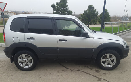 Chevrolet Niva I рестайлинг, 2019 год, 760 000 рублей, 12 фотография