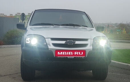 Chevrolet Niva I рестайлинг, 2019 год, 760 000 рублей, 15 фотография