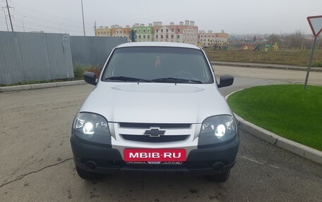 Chevrolet Niva I рестайлинг, 2019 год, 760 000 рублей, 18 фотография