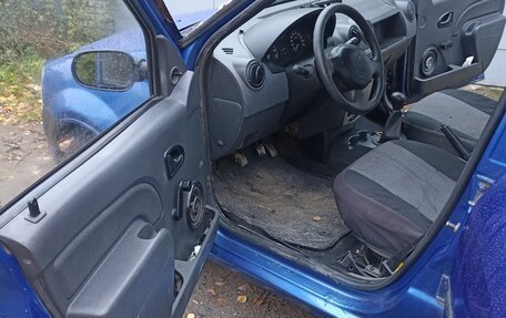 Renault Logan I, 2006 год, 140 000 рублей, 10 фотография