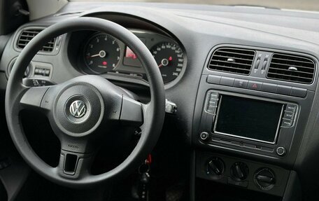 Volkswagen Polo VI (EU Market), 2014 год, 810 000 рублей, 11 фотография