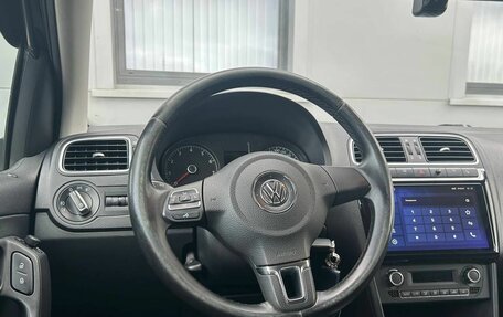 Volkswagen Polo VI (EU Market), 2013 год, 690 000 рублей, 16 фотография