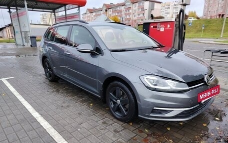 Volkswagen Golf VII, 2019 год, 1 350 000 рублей, 3 фотография