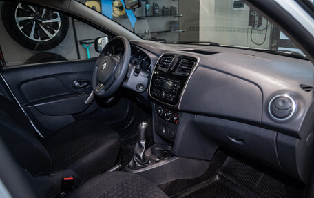 Renault Logan II, 2014 год, 700 000 рублей, 17 фотография