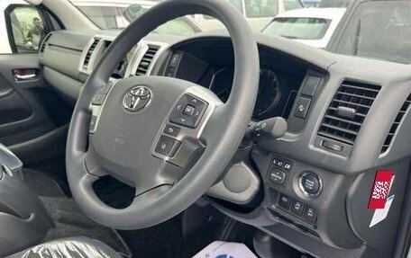 Toyota HiAce H200, 2025 год, 4 400 000 рублей, 6 фотография