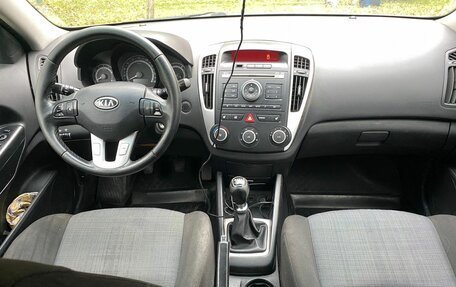 KIA cee'd I рестайлинг, 2010 год, 620 000 рублей, 7 фотография
