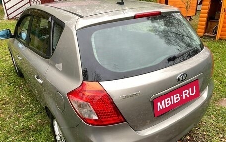 KIA cee'd I рестайлинг, 2010 год, 620 000 рублей, 6 фотография