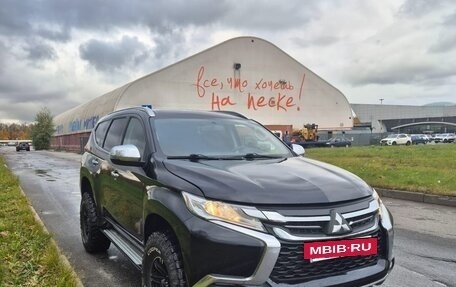 Mitsubishi Pajero Sport III рестайлинг, 2018 год, 2 530 000 рублей, 10 фотография