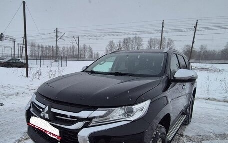 Mitsubishi Pajero Sport III рестайлинг, 2018 год, 2 530 000 рублей, 14 фотография