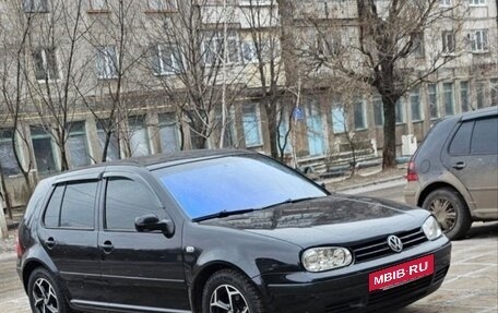 Volkswagen Golf IV, 2003 год, 640 000 рублей, 2 фотография