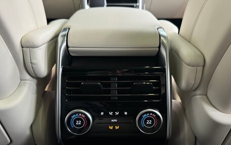 Land Rover Range Rover IV рестайлинг, 2025 год, 24 000 000 рублей, 20 фотография