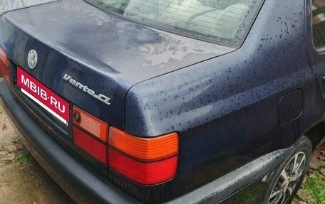 Volkswagen Vento, 1993 год, 130 000 рублей, 2 фотография