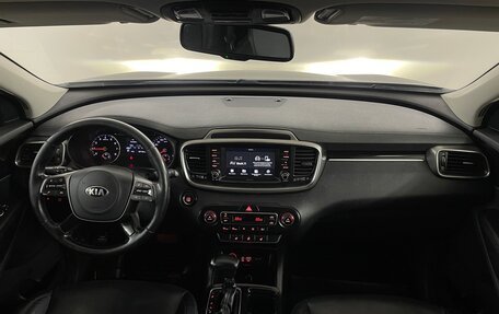 KIA Sorento III Prime рестайлинг, 2018 год, 2 440 000 рублей, 5 фотография