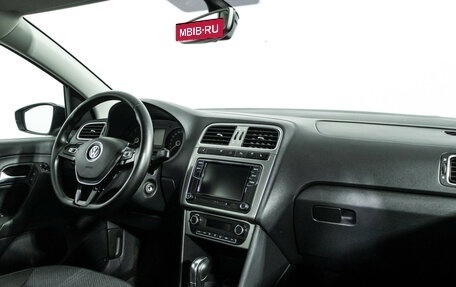 Volkswagen Polo VI (EU Market), 2017 год, 1 145 000 рублей, 9 фотография