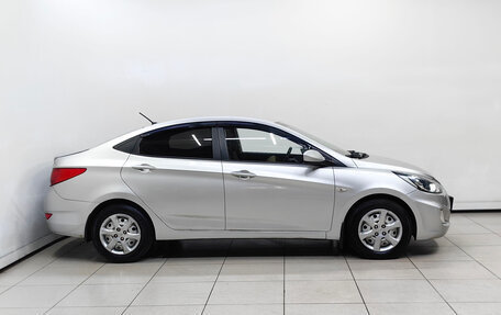 Hyundai Solaris II рестайлинг, 2011 год, 728 000 рублей, 5 фотография