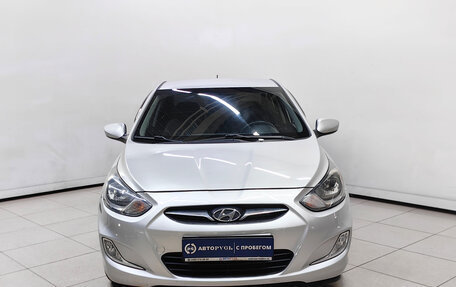 Hyundai Solaris II рестайлинг, 2011 год, 728 000 рублей, 3 фотография