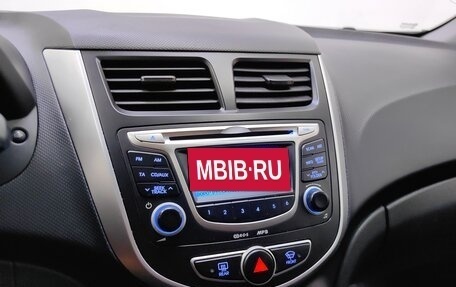 Hyundai Solaris II рестайлинг, 2011 год, 728 000 рублей, 14 фотография