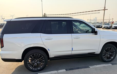 Cadillac Escalade V, 2025 год, 21 900 000 рублей, 9 фотография