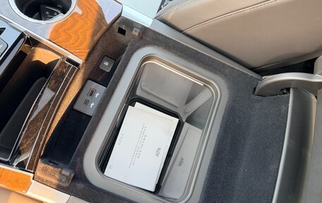 Cadillac Escalade V, 2025 год, 21 900 000 рублей, 28 фотография