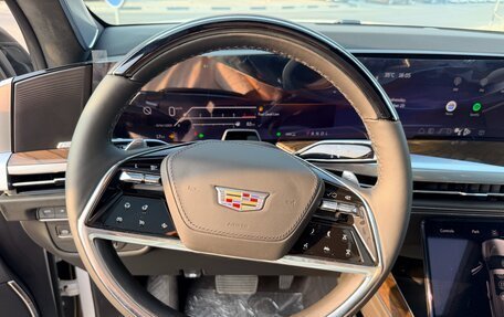 Cadillac Escalade V, 2025 год, 21 900 000 рублей, 18 фотография