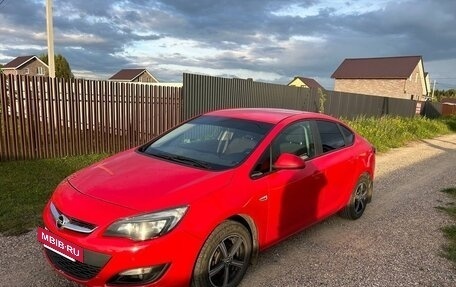 Opel Astra J, 2014 год, 800 000 рублей, 5 фотография