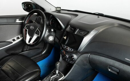 Hyundai Solaris II рестайлинг, 2011 год, 691 200 рублей, 4 фотография