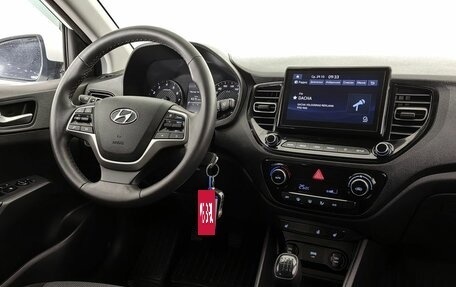 Hyundai Solaris II рестайлинг, 2021 год, 1 670 000 рублей, 9 фотография