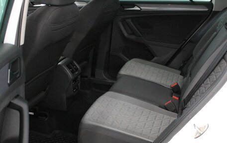 Volkswagen Tiguan II, 2021 год, 1 800 000 рублей, 17 фотография