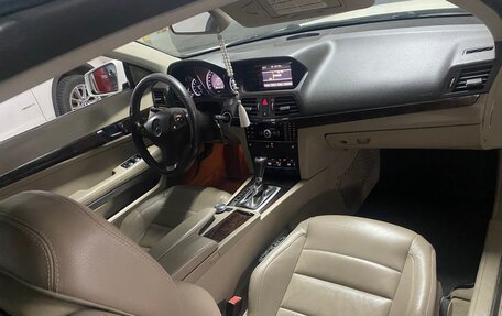 Mercedes-Benz E-Класс, 2010 год, 1 250 000 рублей, 2 фотография