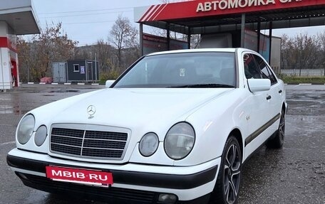 Mercedes-Benz E-Класс, 1998 год, 350 000 рублей, 2 фотография