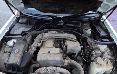 Mercedes-Benz E-Класс, 1998 год, 350 000 рублей, 37 фотография